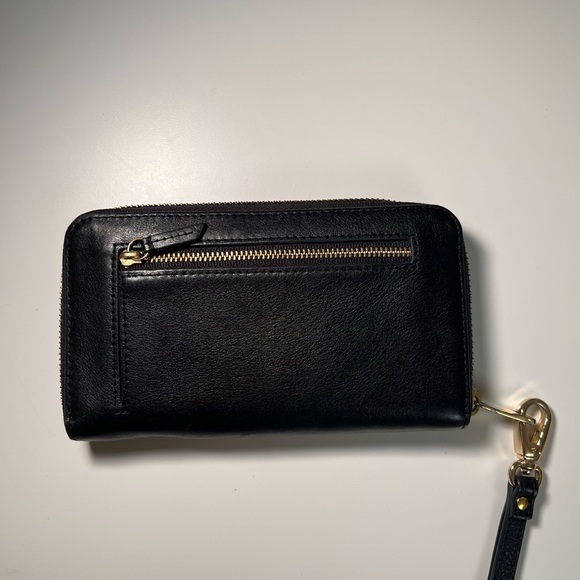 Fossil Clutch - Picture 2 of 6